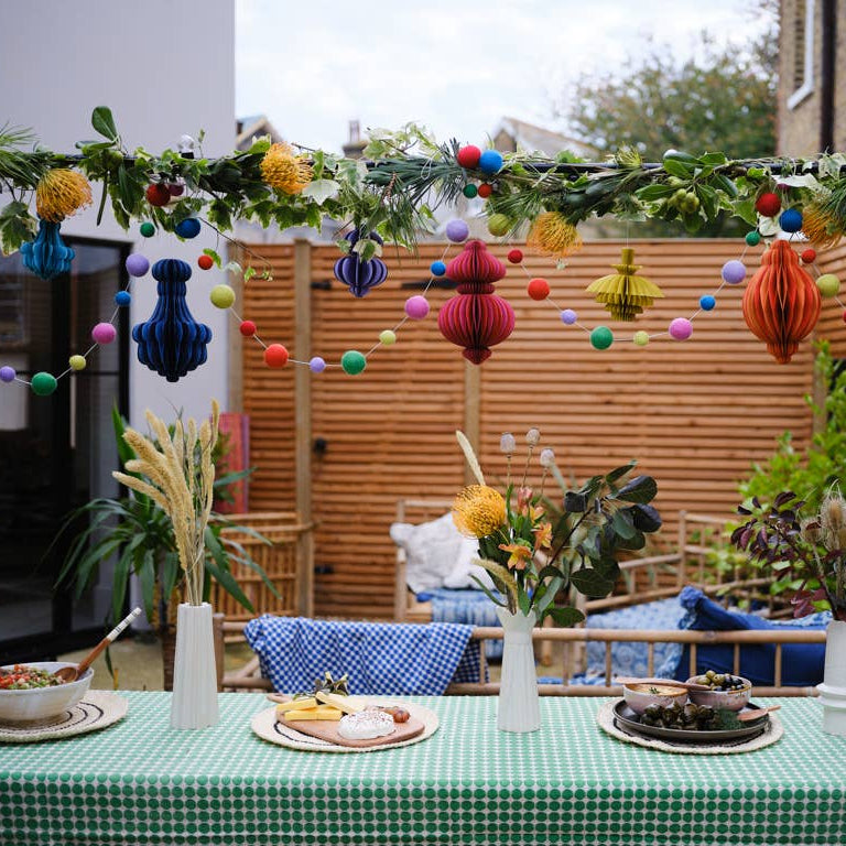 Indian Recycled Paper Fold-Away Bauble Decoration: Lilac