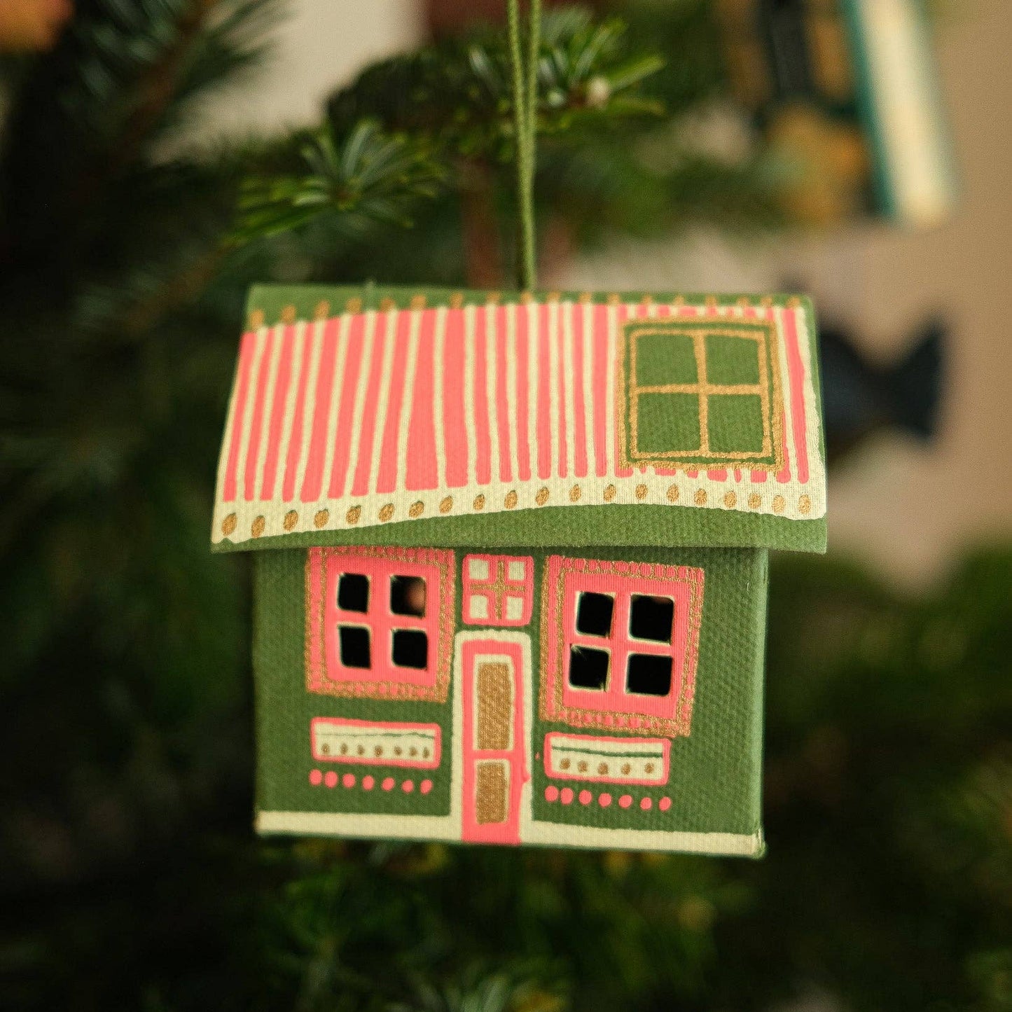 Scottish Bothy Screen-Printed Board Decoration