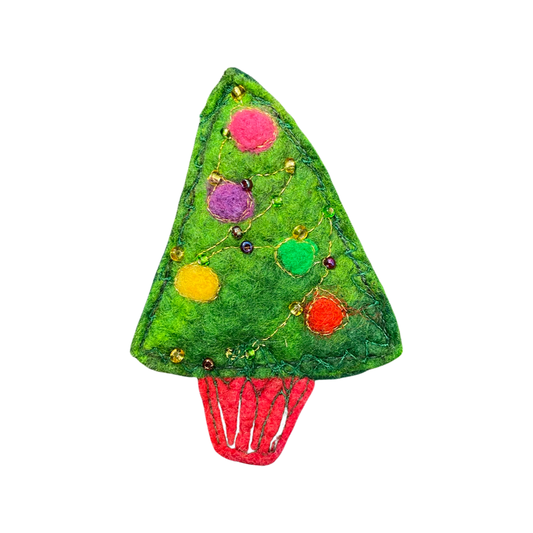 Christmas Tree Brooch by Helen Riddle